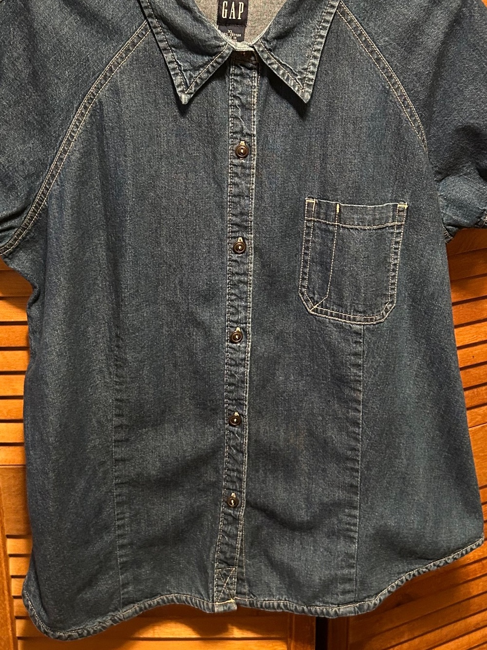 GAP Dark Blue Short Sleeve Denim Button Front Shirt - Picture 8 of 13